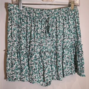 Floral Print Skirt in Green and White